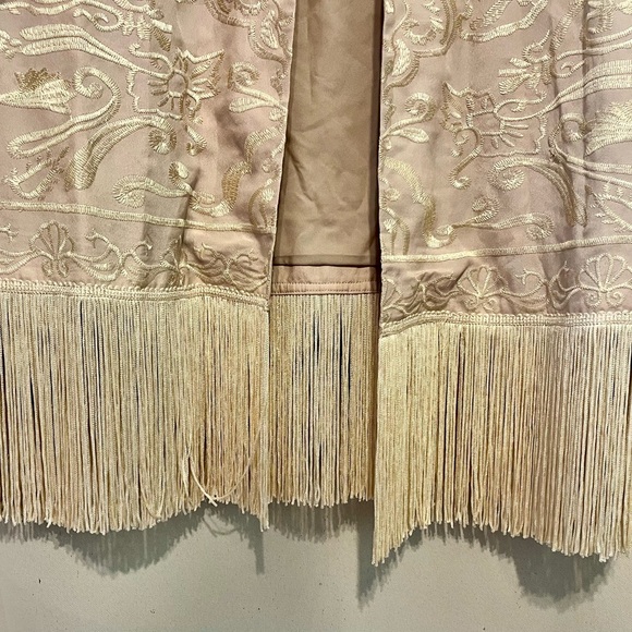 Chico's Beige Boho Embroidered Jacket with Fringe size 1 NWOT - Picture 5 of 8